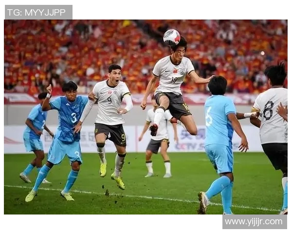 国足与马其顿上半场激战回顾球员表现与战术分析 国足与马其顿上半场激战回顾球员表现与战术分析