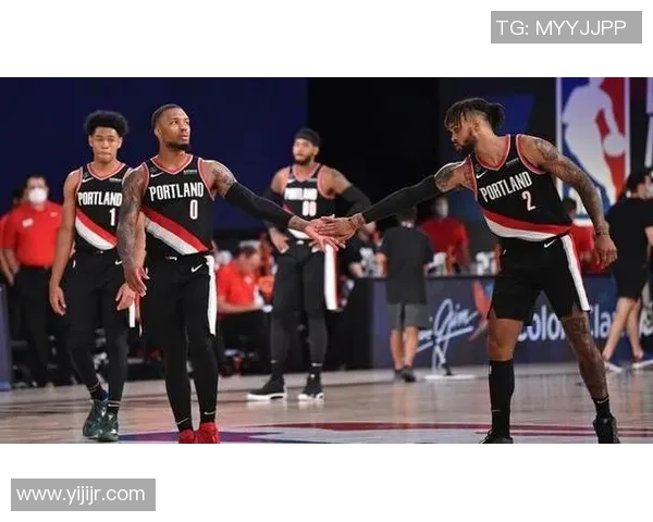 国王与雷霆激战四月十一日争夺季后赛席位的关键对决 国王与雷霆激战四月十一日争夺季后赛席位的关键对决