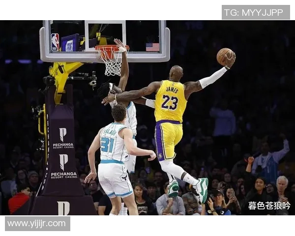 太阳对湖人精彩录像回放央视全程直播分析与精彩瞬间回顾