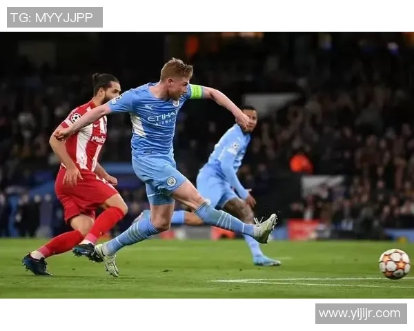 基马诺克与赫斯的激烈对决揭示了苏超联赛的竞争魅力与球队实力较量 基马诺克与赫斯的激烈对决揭示了苏超联赛的竞争魅力与球队实力较量